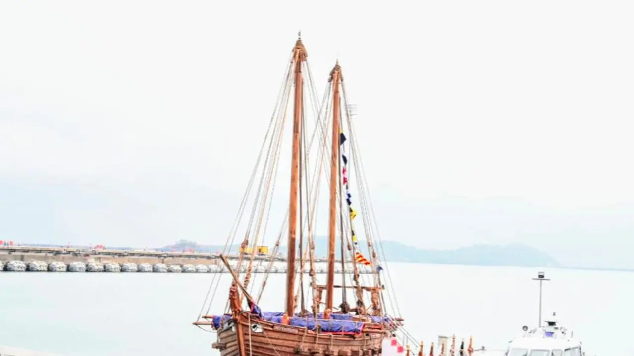 INSV Kaundinya: ನೌಕಾಪಡೆಗೆ ಸೇರ್ಪಡೆಯಾದ INSV ಕೌಂಡಿನ್ಯ ಹೆಸರಿನ ಹಿಂದಿರುವ ಲೆಜೆಂಡ್ ಯಾರು? INSV Kaundinya: ನೌಕಾಪಡೆಗೆ ಸೇರ್ಪಡೆಯಾದ INSV ಕೌಂಡಿನ್ಯ ಹೆಸರಿನ ಹಿಂದಿರುವ ಲೆಜೆಂಡ್ ಯಾರು?