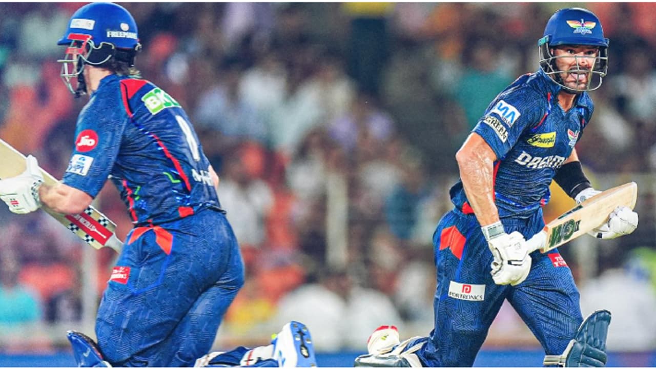 പവര് പ്ലേയിൽ വിക്കറ്റ് കളയാതെ ബാറ്റര്മാര്; ഗുജറാത്തിനെതിരെ ലക്നൗവിന് ഭേദപ്പെട്ട തുടക്കം പവര് പ്ലേയിൽ വിക്കറ്റ് കളയാതെ ബാറ്റര്മാര്; ഗുജറാത്തിനെതിരെ ലക്നൗവിന് ഭേദപ്പെട്ട തുടക്കം