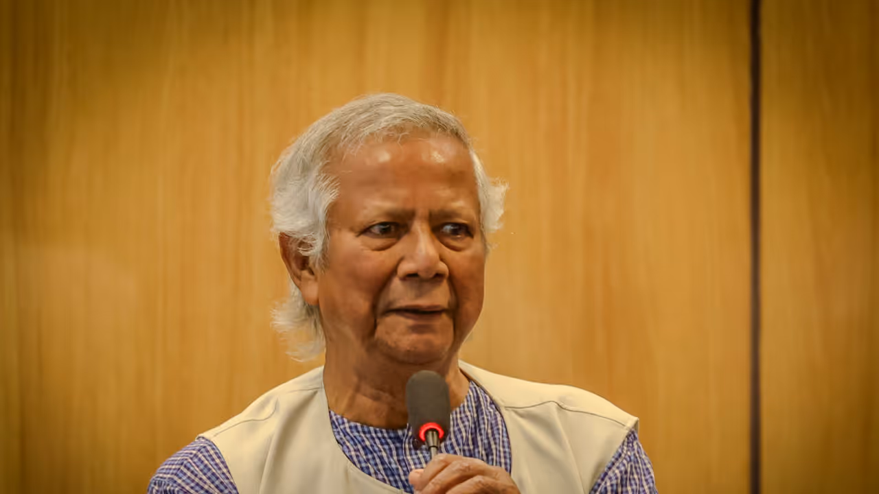 ಬಾಂಗ್ಲಾದೇಶದಲ್ಲಿ ಕೋಲಾಹಲ, ಶೀಘ್ರದಲ್ಲೇ ಯೂನಸ್ ಹಂಗಾಮಿ ಸರ್ಕಾರ ಪತನ ಸಾಧ್ಯತೆ