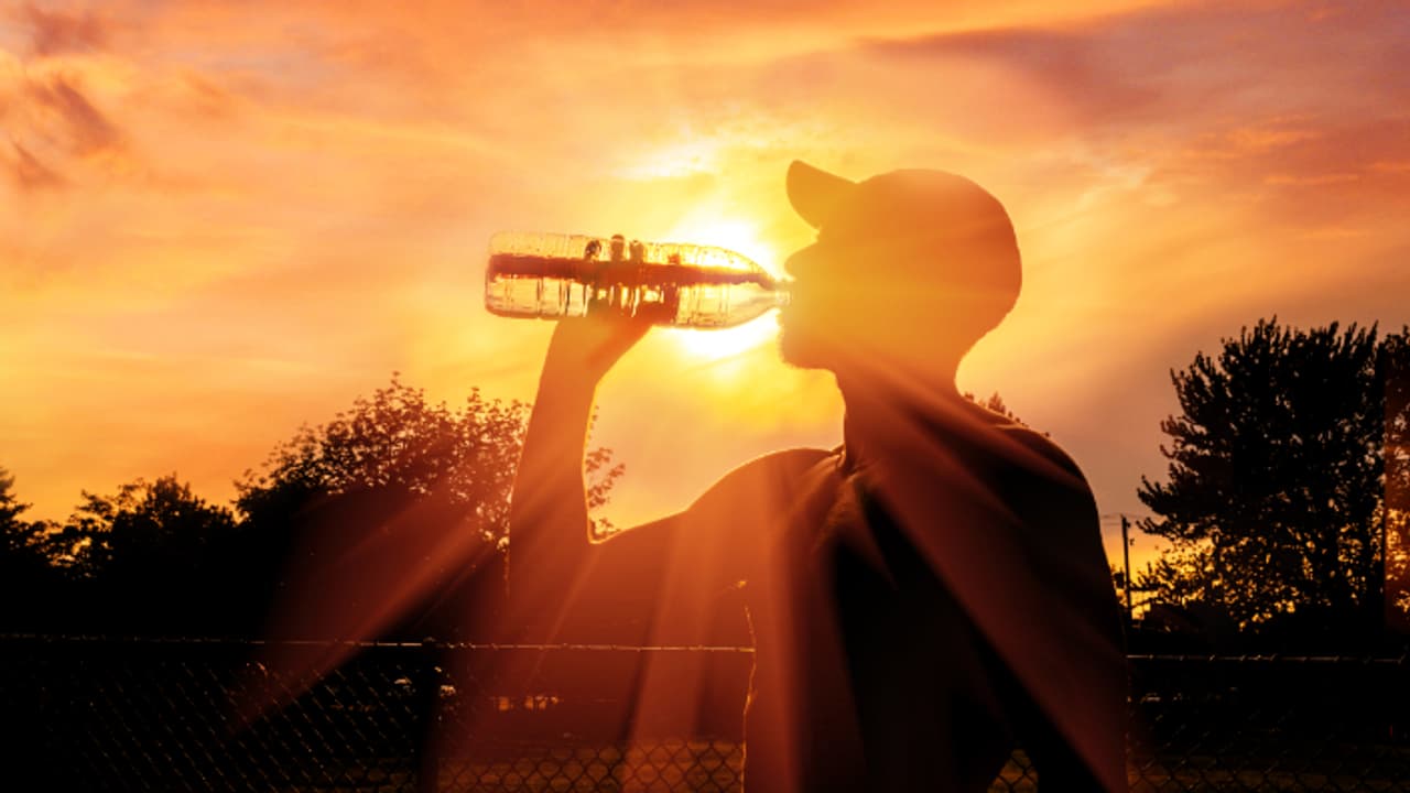 കൊടും ചൂട്, വെന്തുരുകി കുവൈത്ത്, താപനില 50 ഡിഗ്രിയിൽ, മുന്നറിയിപ്പുമായി ആരോഗ്യ മന്ത്രാലയം കൊടും ചൂട്, വെന്തുരുകി കുവൈത്ത്, താപനില 50 ഡിഗ്രിയിൽ, മുന്നറിയിപ്പുമായി ആരോഗ്യ മന്ത്രാലയം