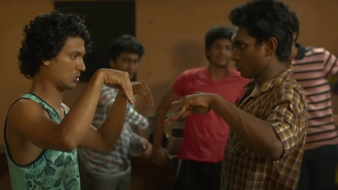 ഇത് വേറെ ലെവൽ വൈബ്, 'മൂൺവാക്കി'ലെ വേവ് സോംഗ് എത്തി