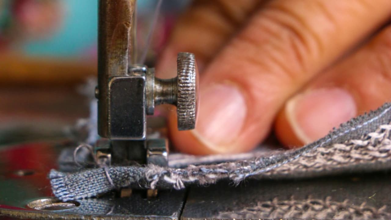 പാന്റ്സ് തയ്ച്ചത് ഇഷ്ടപ്പെട്ടില്ല, തിരുവനന്തപുരത്ത് ടെയ്ലറെ കത്രിക കൊണ്ട് കുത്തിക്കൊലപ്പെടുത്തി; പിടിയിൽ 