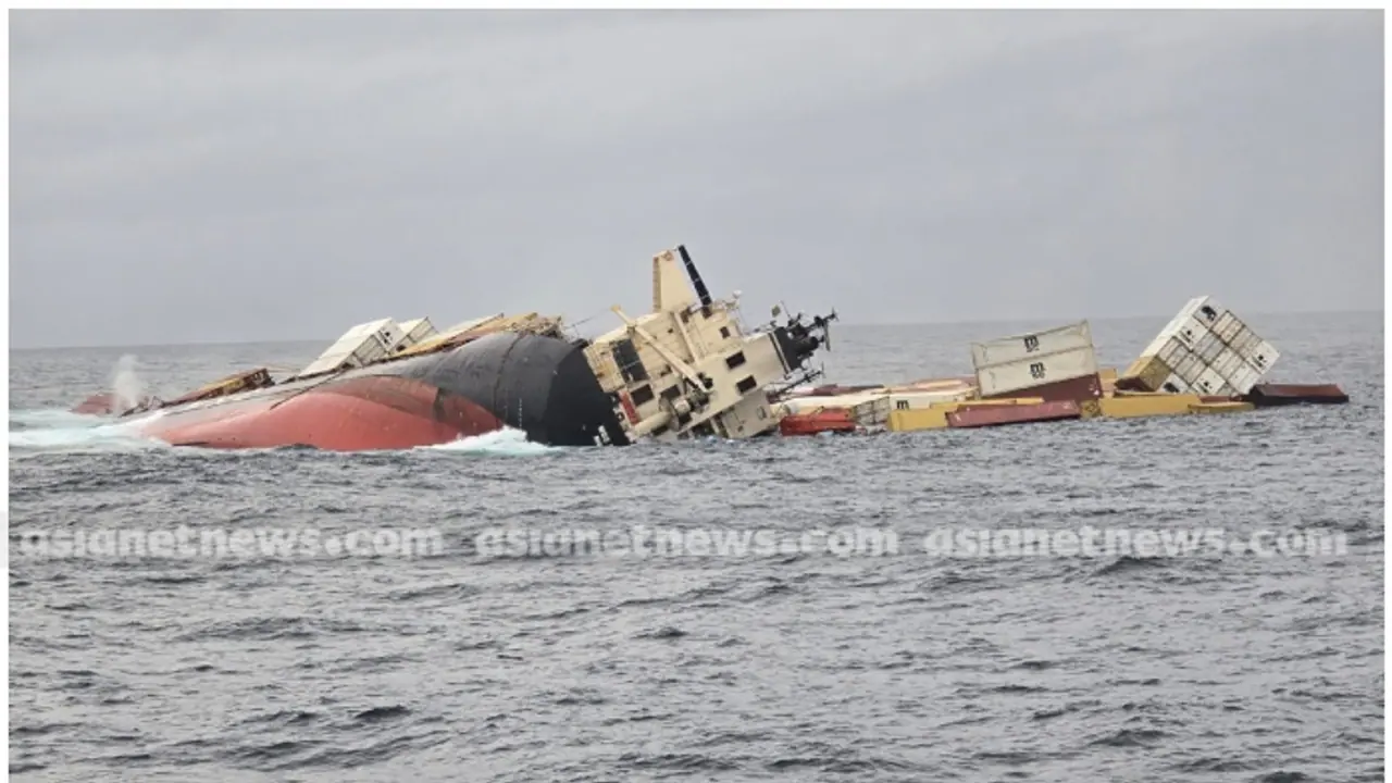 അപകടകരമായ കണ്ടെയ്നറുകളിൽ 5 എണ്ണം കടലിൽ വീണു, തീരത്തെത്തിയിട്ടില്ല; കപ്പൽ അപകടകാരണം സാങ്കേതിക തകരാറെന്ന് നിഗമനം