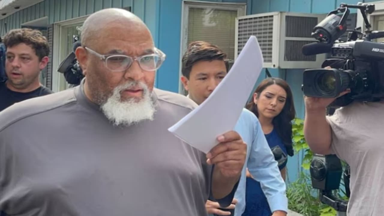 മോർച്ചറിയിൽ നിന്ന് മൃതദേഹങ്ങളുടെ തലച്ചോറും ത്വക്കും മുഖവും ഉൾപ്പെടെ കടത്തി; ഭാര്യയോടൊപ്പം കരിഞ്ചന്തയിൽ വിൽപന മോർച്ചറിയിൽ നിന്ന് മൃതദേഹങ്ങളുടെ തലച്ചോറും ത്വക്കും മുഖവും ഉൾപ്പെടെ കടത്തി; ഭാര്യയോടൊപ്പം കരിഞ്ചന്തയിൽ വിൽപന