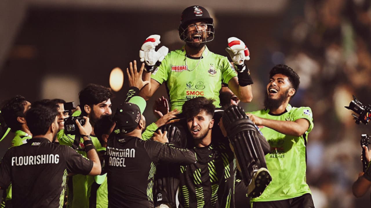 24 മണിക്കൂർ! ഇംഗ്ലണ്ടിൽ 60 അടിച്ചു, ഫ്ലൈറ്റ് പിടിച്ച് ലാഹോറിലെത്തി; പിഎസ്എൽ ഫൈനലിൽ 7 പന്തിൽ 22, കപ്പടിച്ച് റാസ