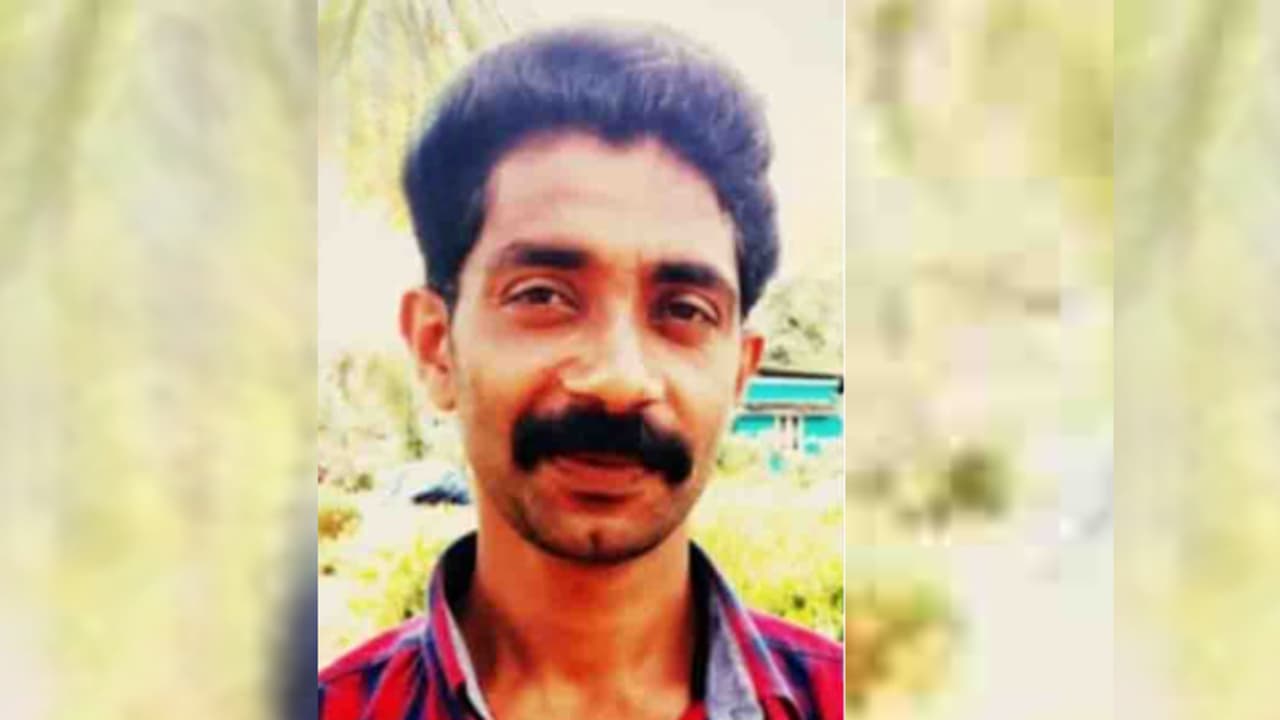 വയനാട്ടിൽ മരത്തടിയുമായി തെന്നി വീണ് യുവാവിന് ദാരുണാന്ത്യം