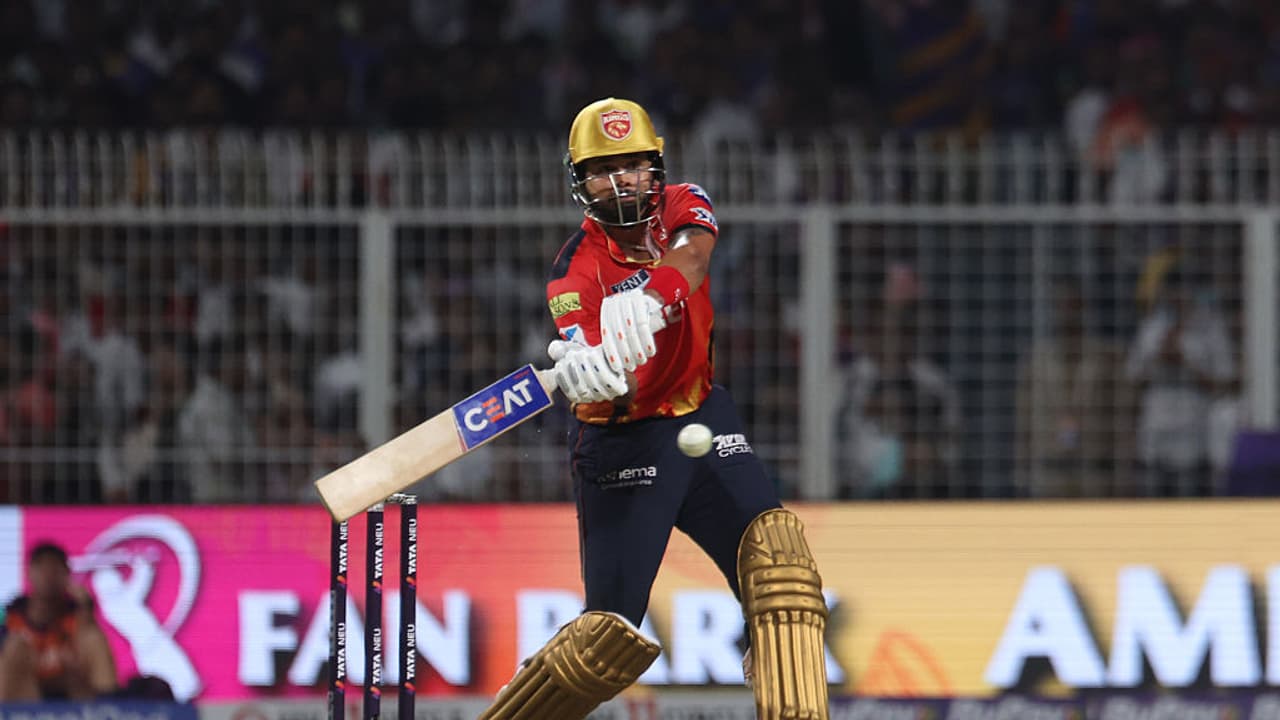 'ഏത് കൊമ്പനായാലും ഈഗോ കീശയില് വച്ച് കളിച്ചാല് മതി'; വിക്കറ്റ് വലിച്ചെറിഞ്ഞ ശ്രേയസ് അയ്യരെ പുകച്ച് ടോം മൂഡി 'ഏത് കൊമ്പനായാലും ഈഗോ കീശയില് വച്ച് കളിച്ചാല് മതി'; വിക്കറ്റ് വലിച്ചെറിഞ്ഞ ശ്രേയസ് അയ്യരെ പുകച്ച് ടോം മൂഡി