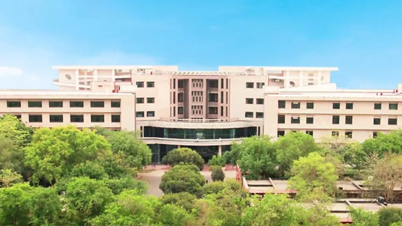 IIT Delhi launches PG Diploma in Communication Engineering with Quantum and AI Integration