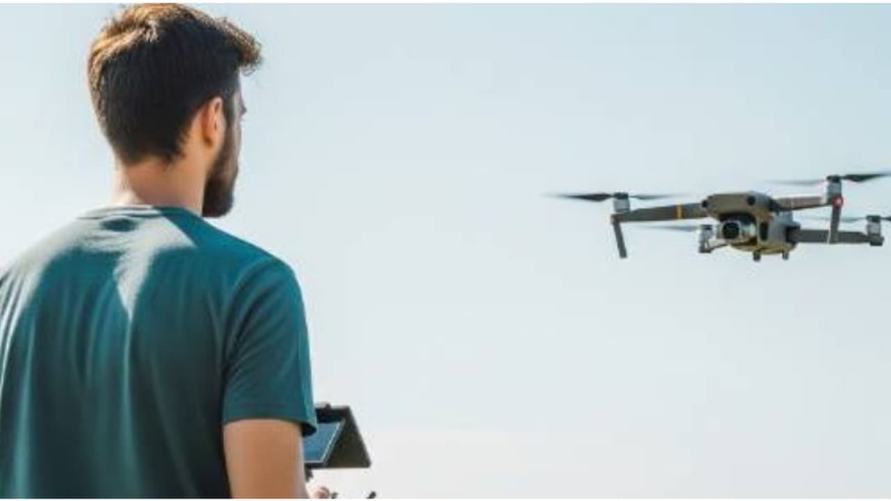 ഇന്ത്യയിലും വിദേശത്തും നിരവധി തൊഴിലവസരങ്ങളുള്ള കോഴ്സ്; ഡ്രോൺ പൈലറ്റ് കോഴ്സിലേക്ക് അപേക്ഷ ക്ഷണിച്ചു ഇന്ത്യയിലും വിദേശത്തും നിരവധി തൊഴിലവസരങ്ങളുള്ള കോഴ്സ്; ഡ്രോൺ പൈലറ്റ് കോഴ്സിലേക്ക് അപേക്ഷ ക്ഷണിച്ചു