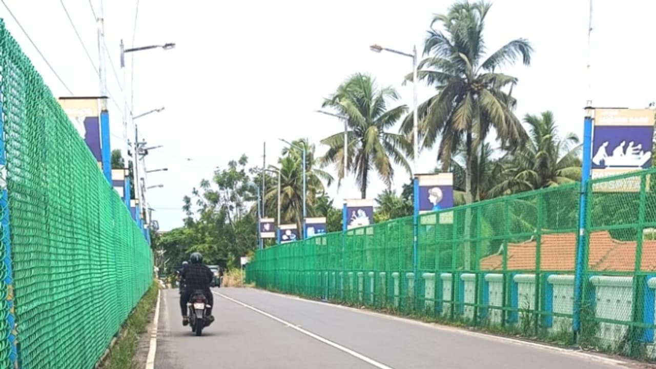 ആത്മഹത്യ ചെയ്യുന്നവരുടെ എണ്ണം കൂടിയതോടെ സഹികെട്ടു; ഒടുവിൽ പന്നായി പാലത്തിൽ ബാരിക്കേഡ് സ്ഥാപിച്ചു