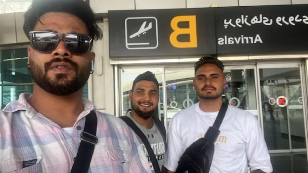 ഒടുവിൽ മോചനം! ഓസ്ട്രേലിയയിലേക്ക് പോകും വഴി ഇറാനിൽ കാണാതായ 3 ഇന്ത്യക്കാരെ കണ്ടെത്തി; സ്ഥിരീകരിച്ച് ഇറാൻ എംബസി ഒടുവിൽ മോചനം! ഓസ്ട്രേലിയയിലേക്ക് പോകും വഴി ഇറാനിൽ കാണാതായ 3 ഇന്ത്യക്കാരെ കണ്ടെത്തി; സ്ഥിരീകരിച്ച് ഇറാൻ എംബസി