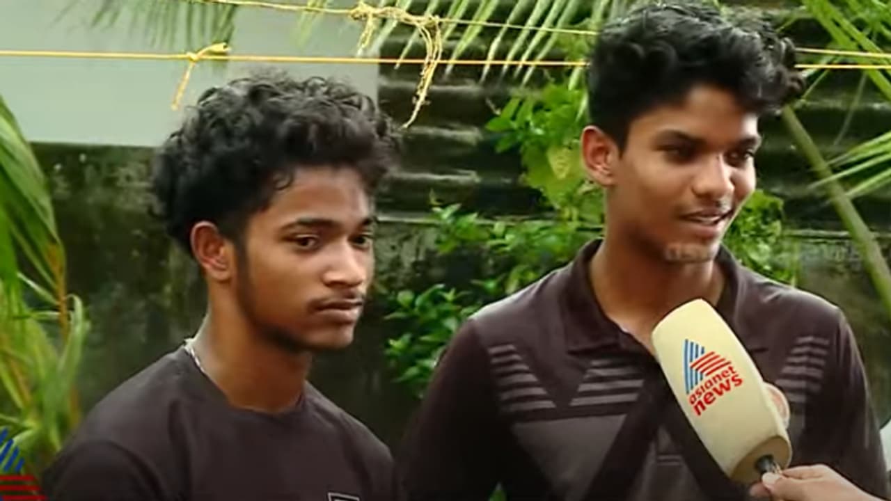 ഇന്ത്യൻ കുപ്പായമണിഞ്ഞ് റിംഗിൽ കയറണം; സാൽവിന്റെയും സാമിന്റെയും സ്വപ്നങ്ങൾക്ക് തടസമായി 6 ലക്ഷം രൂപ ഇന്ത്യൻ കുപ്പായമണിഞ്ഞ് റിംഗിൽ കയറണം; സാൽവിന്റെയും സാമിന്റെയും സ്വപ്നങ്ങൾക്ക് തടസമായി 6 ലക്ഷം രൂപ