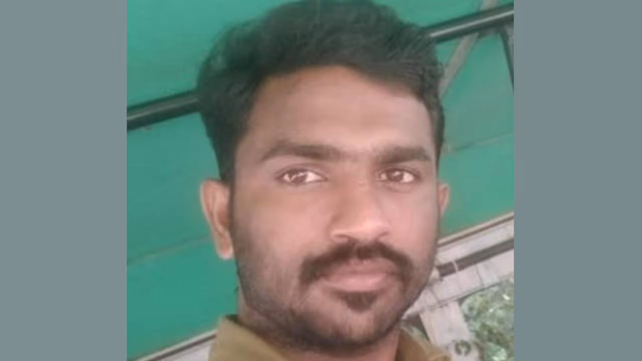 അച്ഛന്റെ സുഹൃത്താണെന്ന് പറഞ്ഞ് കൂട്ടിക്കൊണ്ടുപോയി, കടയിലെത്തിയ 15കാരനോട് ബസ് ഡ്രൈവറുടെ ക്രൂരത അച്ഛന്റെ സുഹൃത്താണെന്ന് പറഞ്ഞ് കൂട്ടിക്കൊണ്ടുപോയി, കടയിലെത്തിയ 15കാരനോട് ബസ് ഡ്രൈവറുടെ ക്രൂരത