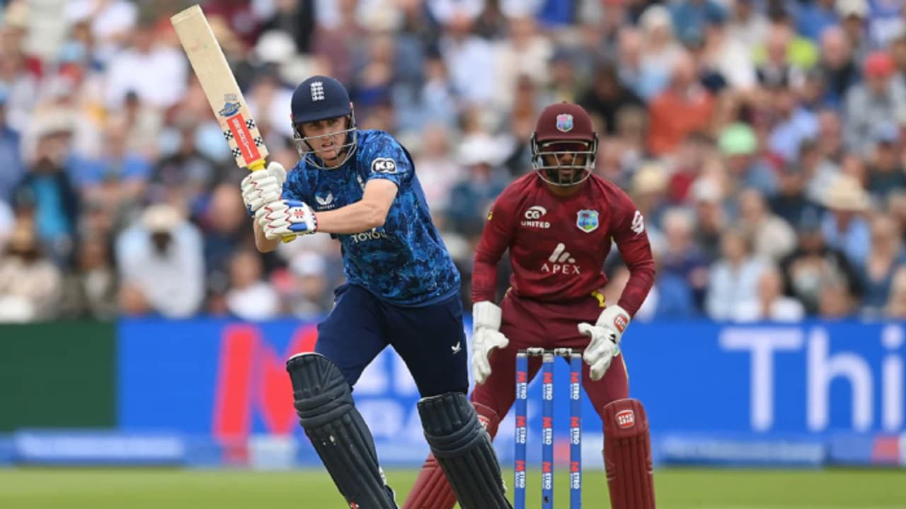 ഒരാൾ പോലും സെഞ്ചുറി അടിച്ചില്ല, എന്നിട്ടും വിന്‍ഡീസിനെതിരെ 50 ഓവറില്‍ 400 അടിച്ച് ഇംഗ്ലണ്ട്; കൂറ്റന്‍ ജയം