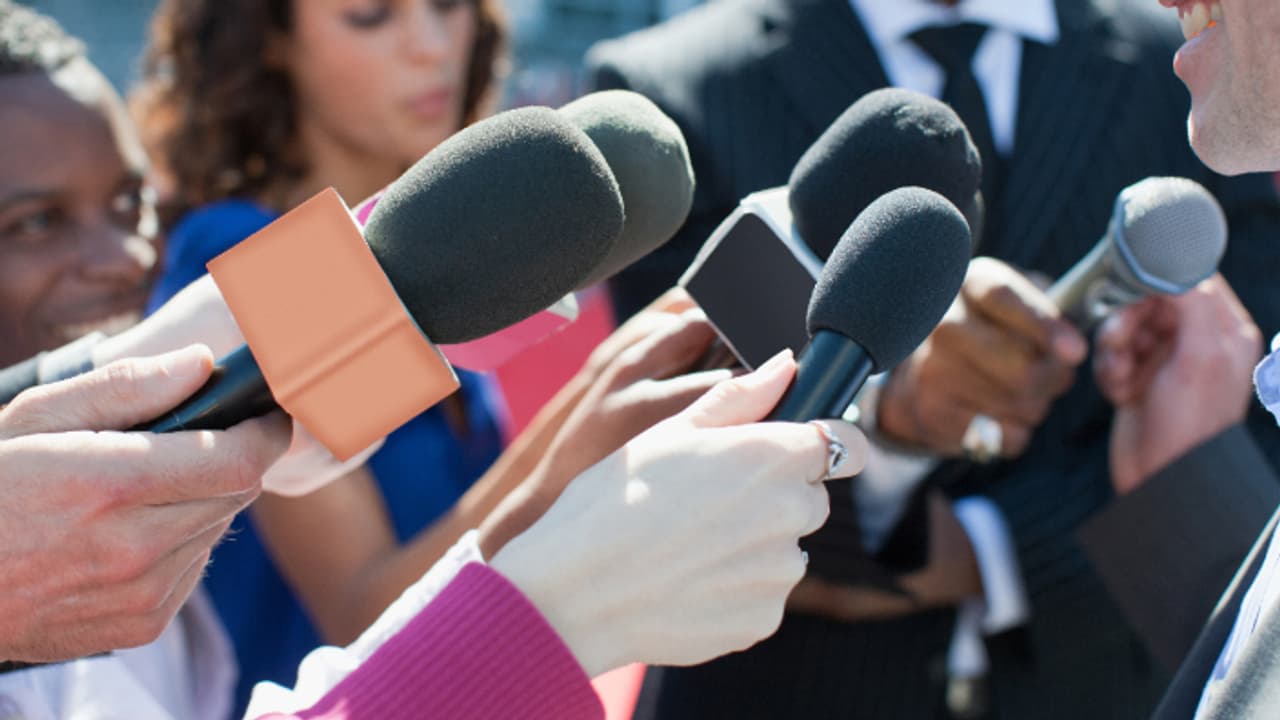 യുഎഇയിൽ മാധ്യമങ്ങൾക്ക് പുതിയ നിയന്ത്രണം, നിയമം ലംഘിച്ചാൽ 20 ലക്ഷം ദിർഹം വരെ പിഴ യുഎഇയിൽ മാധ്യമങ്ങൾക്ക് പുതിയ നിയന്ത്രണം, നിയമം ലംഘിച്ചാൽ 20 ലക്ഷം ദിർഹം വരെ പിഴ