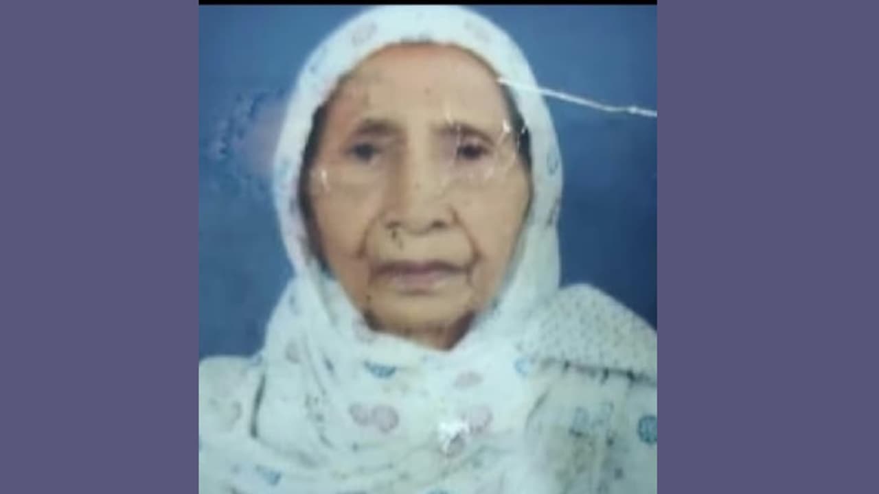 റോഡരികിൽ പരിക്കേറ്റനിലയിൽ കണ്ടെത്തിയ വയോധിക മരിച്ചു; ഇടിച്ചിട്ട വാഹനം നിർത്താതെ പോയി റോഡരികിൽ പരിക്കേറ്റനിലയിൽ കണ്ടെത്തിയ വയോധിക മരിച്ചു; ഇടിച്ചിട്ട വാഹനം നിർത്താതെ പോയി