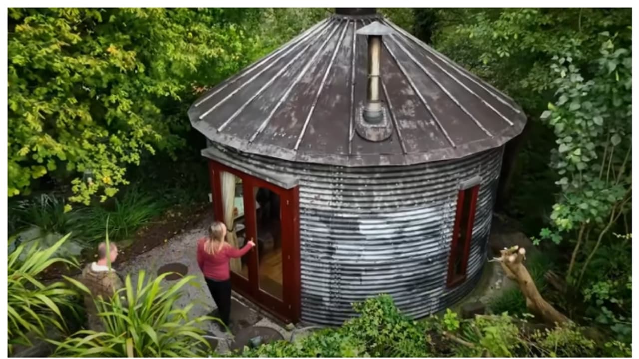 മദ്യപിച്ച് ഇരുന്നപ്പോൾ 115 രൂപയ്ക്കൊരു ധാന്യപ്പുര വാങ്ങി, ഇന്നത് വീട്, മൂല്യം 4.6 ലക്ഷം!