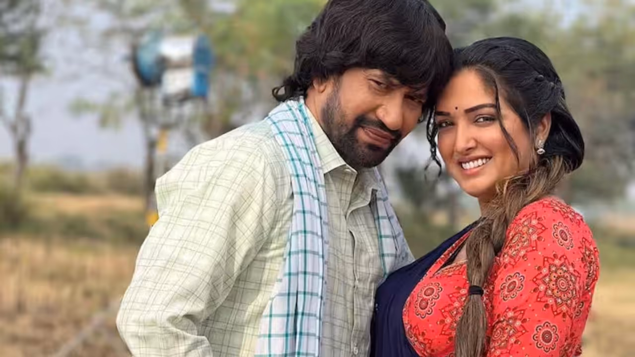 dinesh lal yadav nirahua amrapal