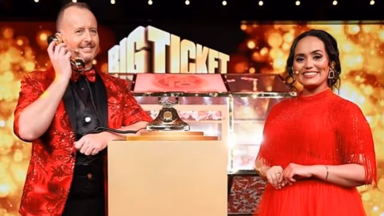 അബുദാബി ബിഗ്ടിക്കറ്റ് വിജയിയായ പ്രവാസിയെ 15 തവണ വിളിച്ചു, മറുപടിയില്ലാത്തതിനാൽ മെയിൽ അയച്ചു, ശേഷം വഴിത്തിരിവ് അബുദാബി ബിഗ്ടിക്കറ്റ് വിജയിയായ പ്രവാസിയെ 15 തവണ വിളിച്ചു, മറുപടിയില്ലാത്തതിനാൽ മെയിൽ അയച്ചു, ശേഷം വഴിത്തിരിവ്