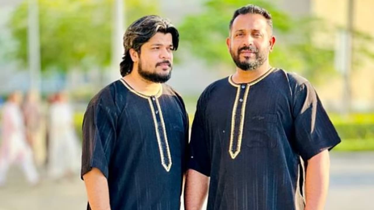 `എന്റെ കൺമുന്നിലാണ് രണ്ടുപേരും മരിച്ചത്'പ്രവാസി മലയാളിക്ക് ദിവസങ്ങളുടെ വ്യത്യാസത്തിൽ നഷ്ടപ്പെട്ടത് സഹോദരങ്ങൾ `എന്റെ കൺമുന്നിലാണ് രണ്ടുപേരും മരിച്ചത്'പ്രവാസി മലയാളിക്ക് ദിവസങ്ങളുടെ വ്യത്യാസത്തിൽ നഷ്ടപ്പെട്ടത് സഹോദരങ്ങൾ