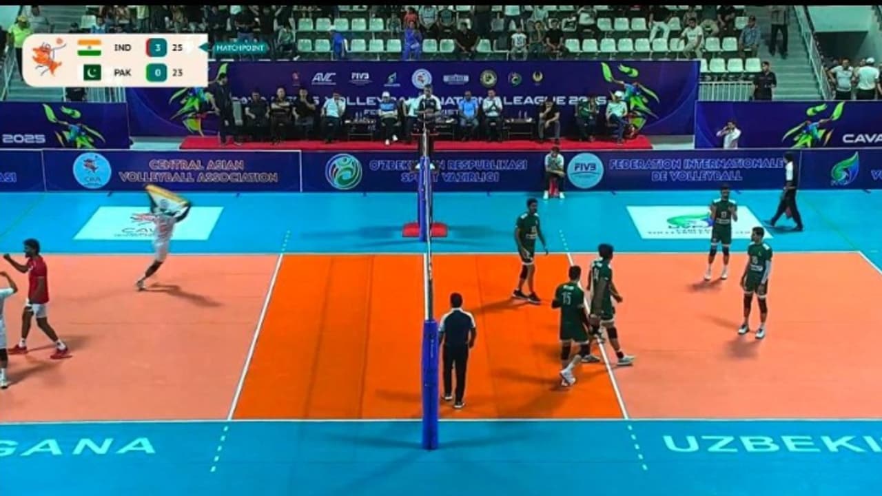 ഓപ്പറേഷന് സിന്ദൂറിന് ശേഷമുള്ള ആദ്യ ഇന്ത്യ പാക് മത്സരം; ഏഷ്യന് നേഷന്സ് വോളിയില് ഇന്ത്യക്ക് ജയം ഓപ്പറേഷന് സിന്ദൂറിന് ശേഷമുള്ള ആദ്യ ഇന്ത്യ പാക് മത്സരം; ഏഷ്യന് നേഷന്സ് വോളിയില് ഇന്ത്യക്ക് ജയം