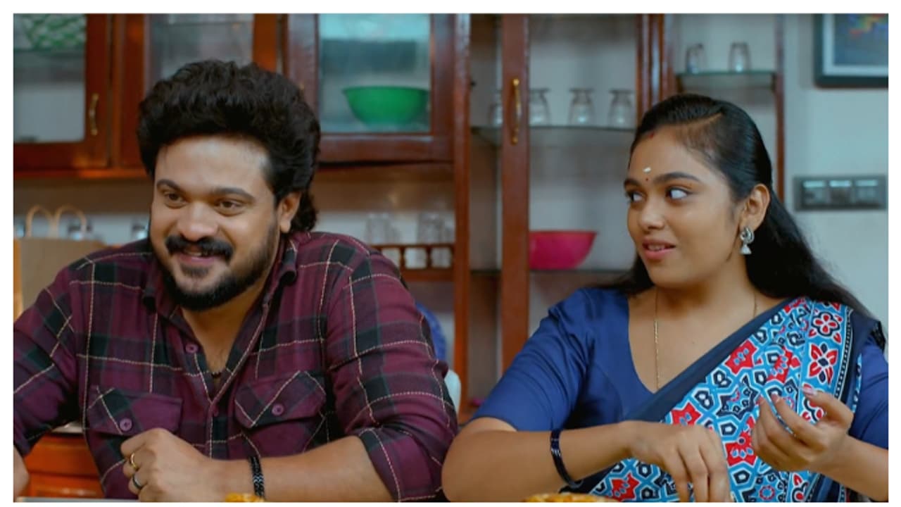 ഒടുവിൽ വിജയം കണ്ടെത്തി സച്ചിയുടെ ബിരിയാണി തന്ത്രം ചെമ്പനീർ പൂവ് സീരിയൽ റിവ്യൂ ഒടുവിൽ വിജയം കണ്ടെത്തി സച്ചിയുടെ ബിരിയാണി തന്ത്രം ചെമ്പനീർ പൂവ് സീരിയൽ റിവ്യൂ