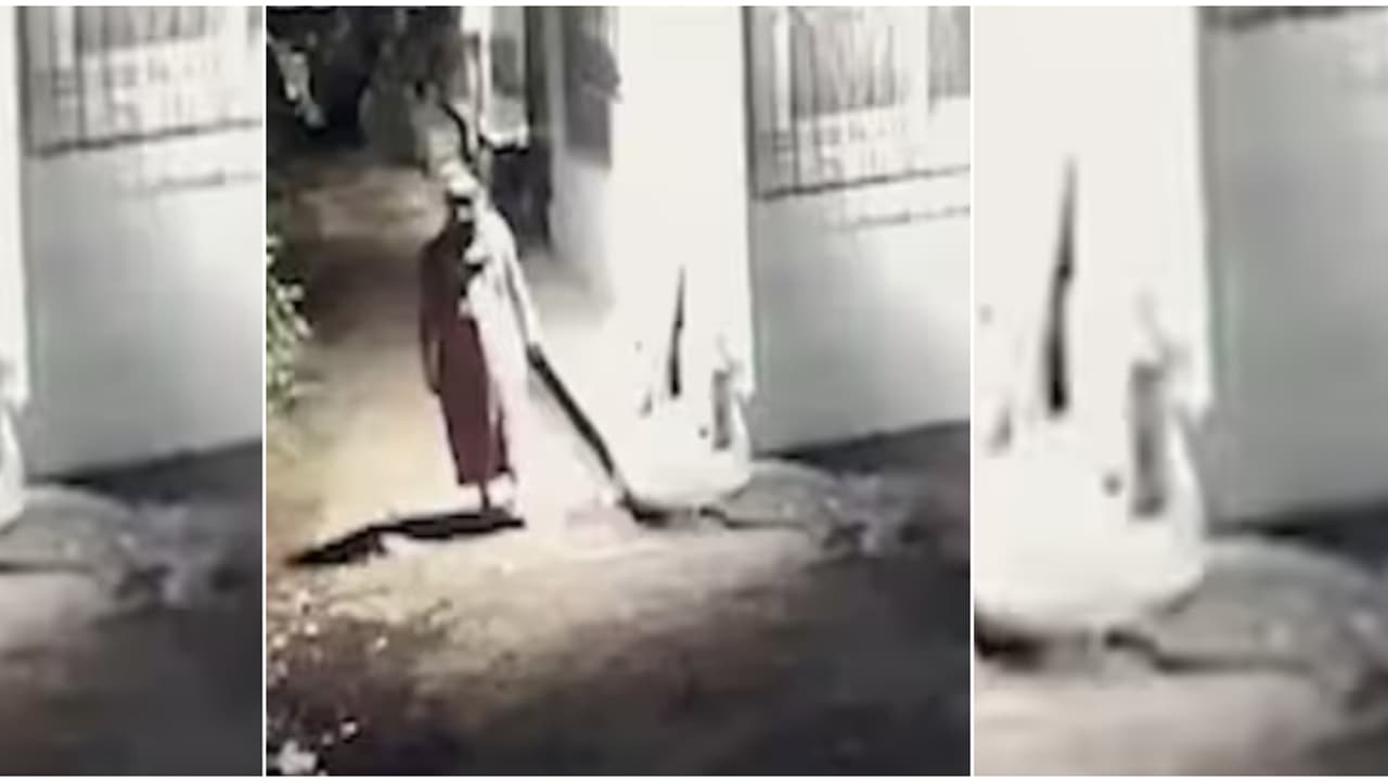 ഫ്ലാറ്റും ബംഗ്ലാവും സ്വന്തം, ഇരുട്ടിയാൽ റെയിൽട്രാക്കിലേ വിജനമായ സ്ഥലത്തേക്ക് പോകും; ഒടുവിൽ ആ മോഷ്ടാവ് പിടിയിൽ ഫ്ലാറ്റും ബംഗ്ലാവും സ്വന്തം, ഇരുട്ടിയാൽ റെയിൽട്രാക്കിലേ വിജനമായ സ്ഥലത്തേക്ക് പോകും; ഒടുവിൽ ആ മോഷ്ടാവ് പിടിയിൽ