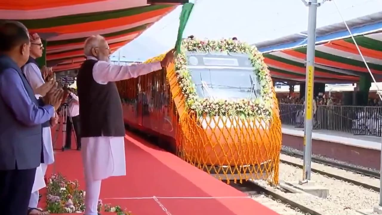 Vande Bharat Train Vande Bharat Train