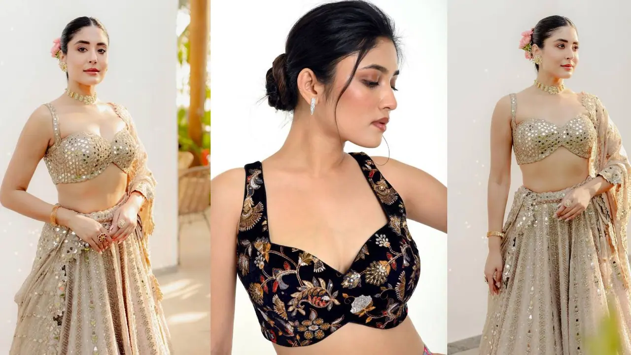 Sweetheart neckline blouse