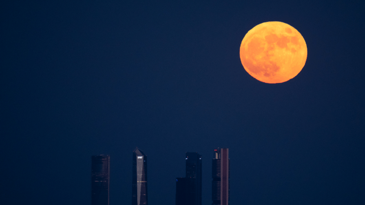 The full moon of June Strawberry Moon