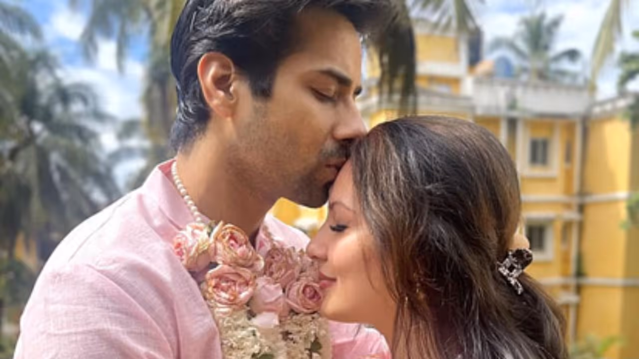 Puja Banerjee: নজরের পরোয়া না করেই সদ্যজাতর ছবি পোস্ট করলেন পূজা! কোল আলো করে মেয়ে এল না ছেলে? Puja Banerjee: নজরের পরোয়া না করেই সদ্যজাতর ছবি পোস্ট করলেন পূজা! কোল আলো করে মেয়ে এল না ছেলে?