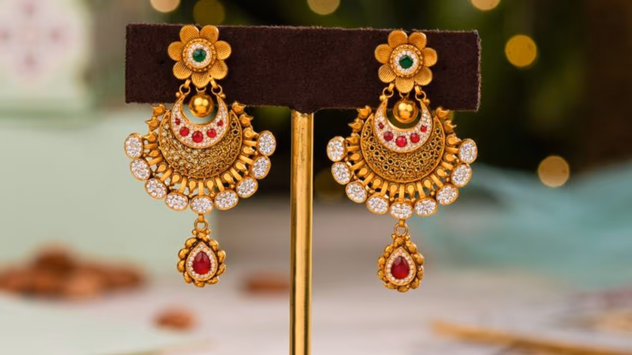 Latest Chandbali earrings for Sawan festival look