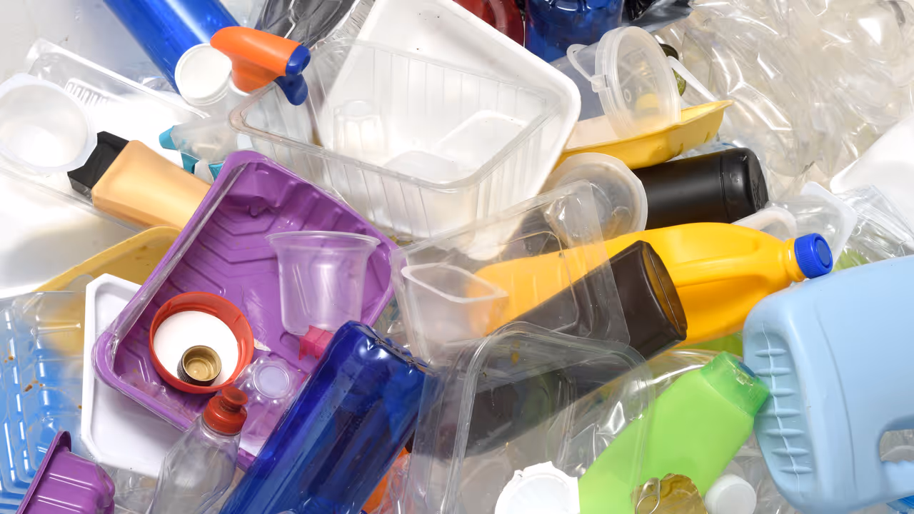 Phthaletes in plastic containers