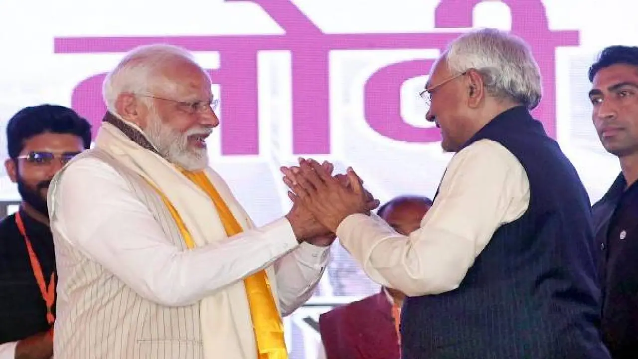 Nitish Kumar Narendra Modi