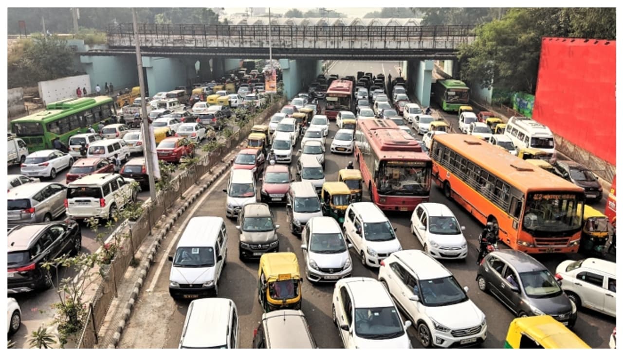 Delhi traffic Delhi traffic