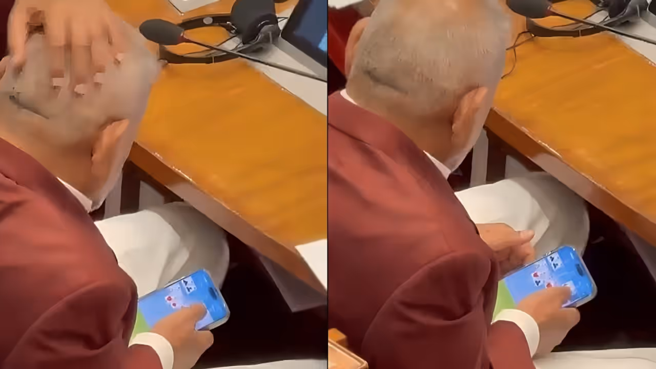Video of Maharashtra Agriculture Minister Manikrao Kokate allegedly playing rummy in the Assembly