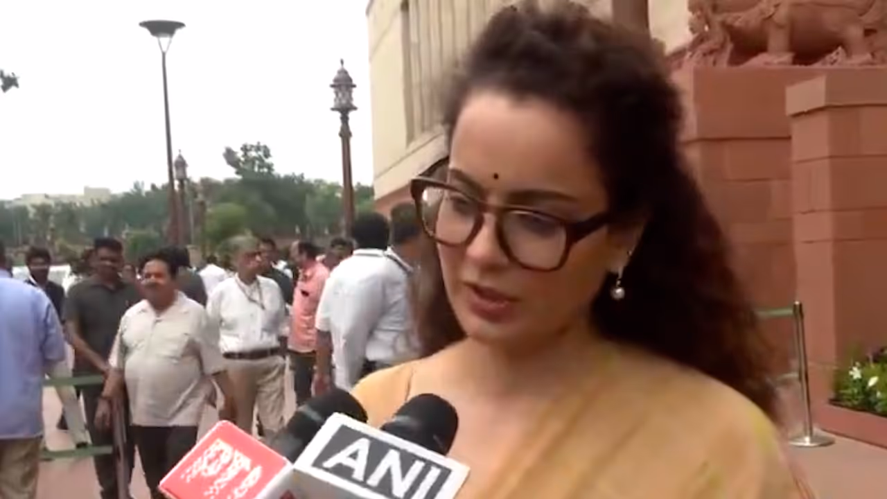 Kangana Ranaut Hits Opposition for Disrupting Parliament