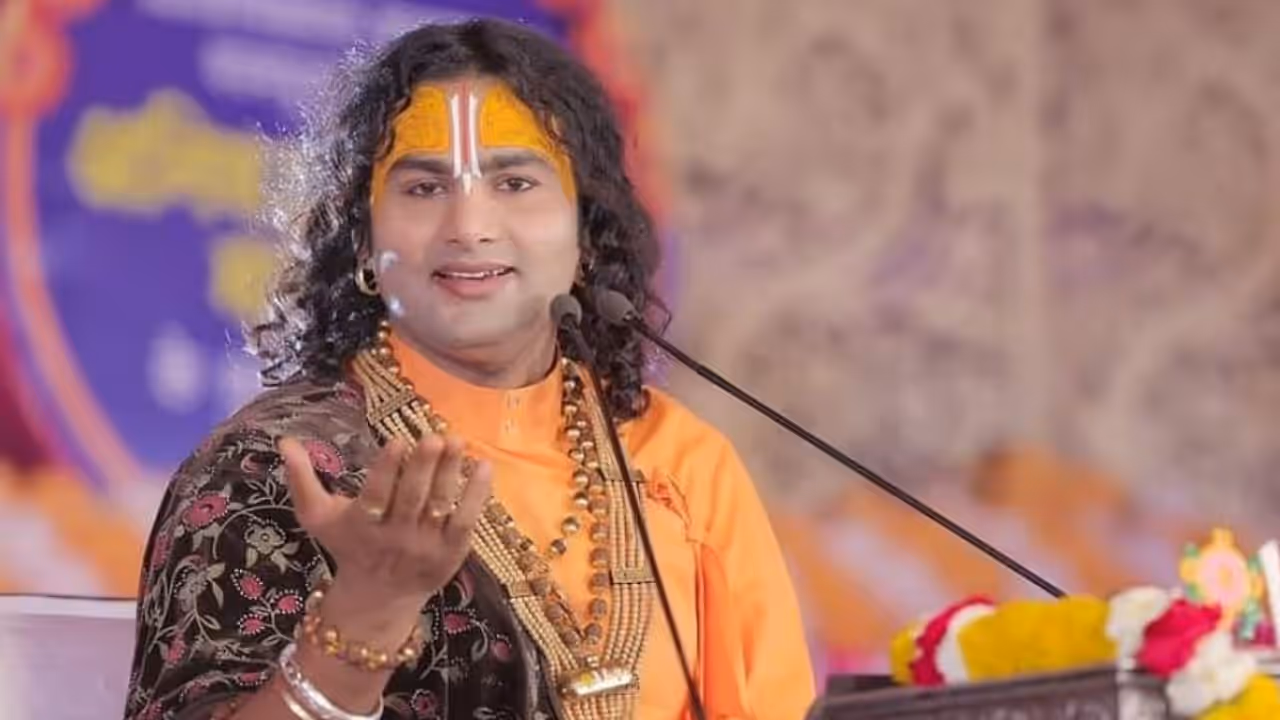 aniruddhacharya womens statement protest prayagraj controversy aniruddhacharya womens statement protest prayagraj controversy