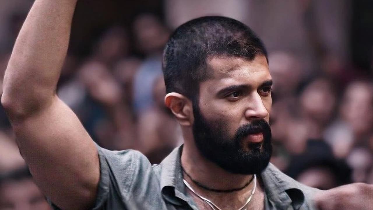 vijay deverakonda film kingdom box Office collection day 1 collection