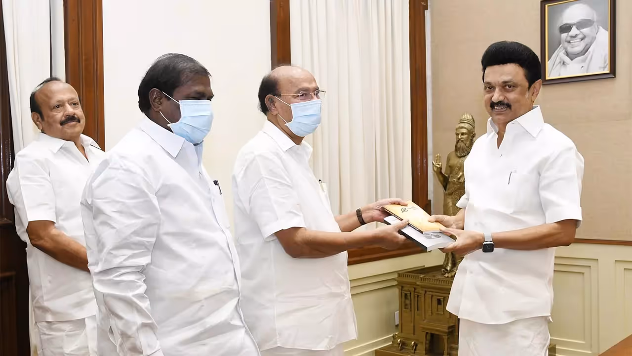 முதல்வரை சந்திக்கும் ராமதாஸ்? முதல்வரை சந்திக்கும் ராமதாஸ்?