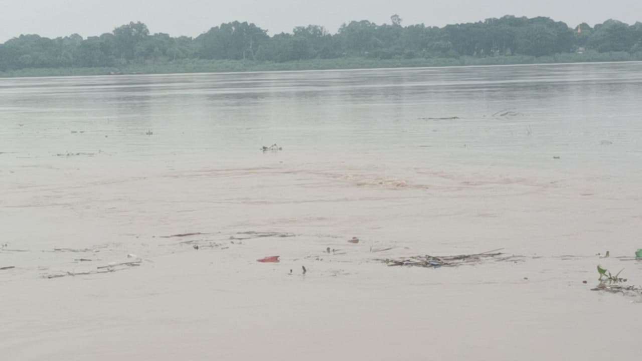 ganga flood alert bhadohi water level rise ganga flood alert bhadohi water level rise