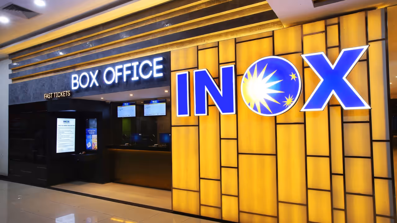 lucknow free fighter movie screening independence day lucknow free fighter movie screening independence day