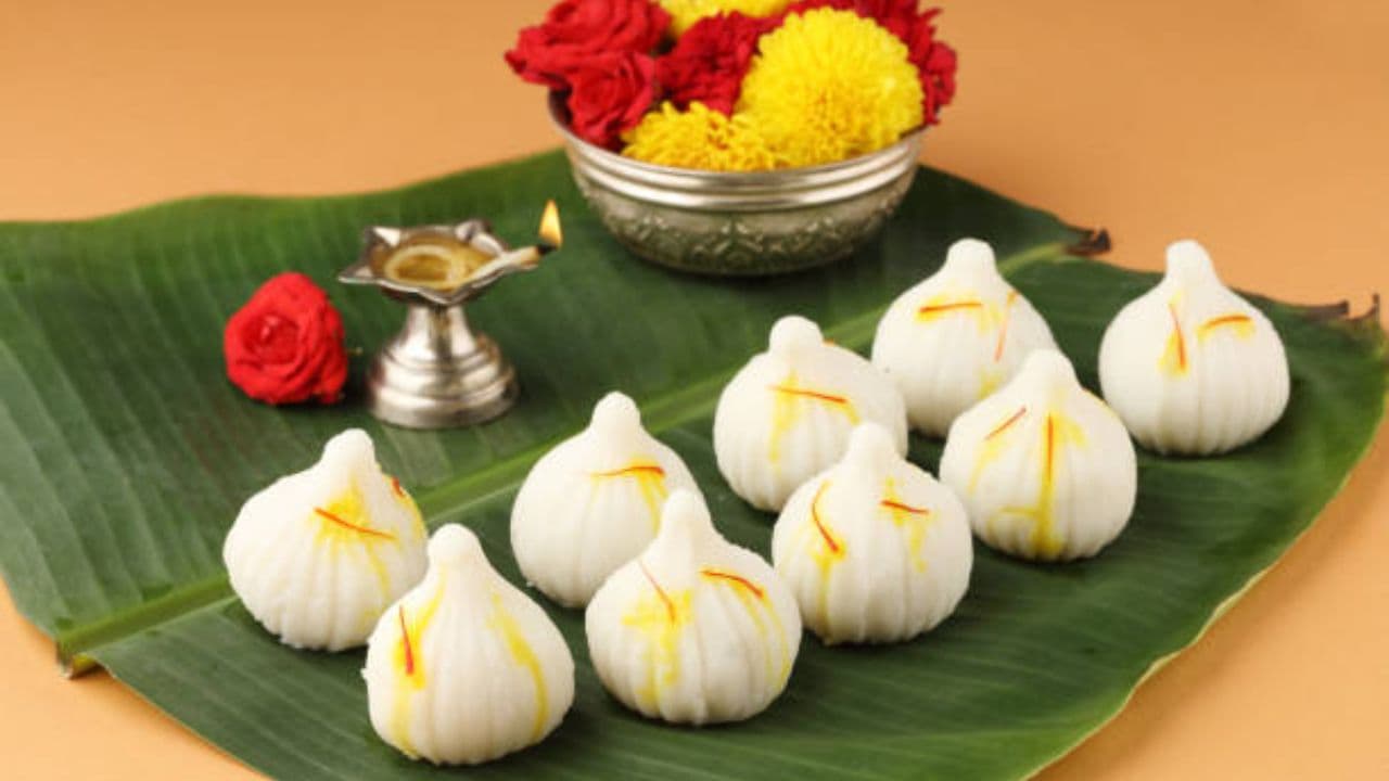 Avoid these 5 mistakes while making modak for Ganpati Bappa