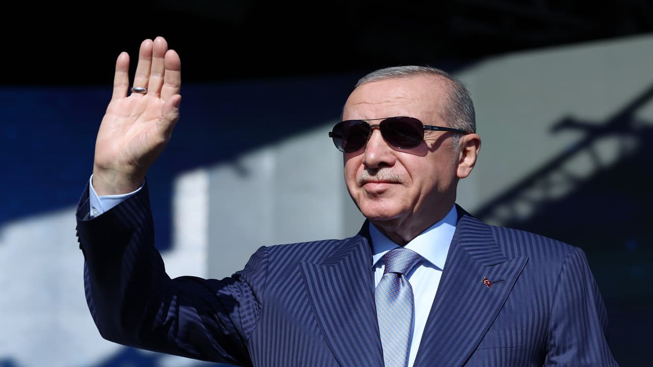 Turkey Warns of Military Action in Iraq if Kurdish Fighters Join War Against Iran Turkey Warns of Military Action in Iraq if Kurdish Fighters Join War Against Iran