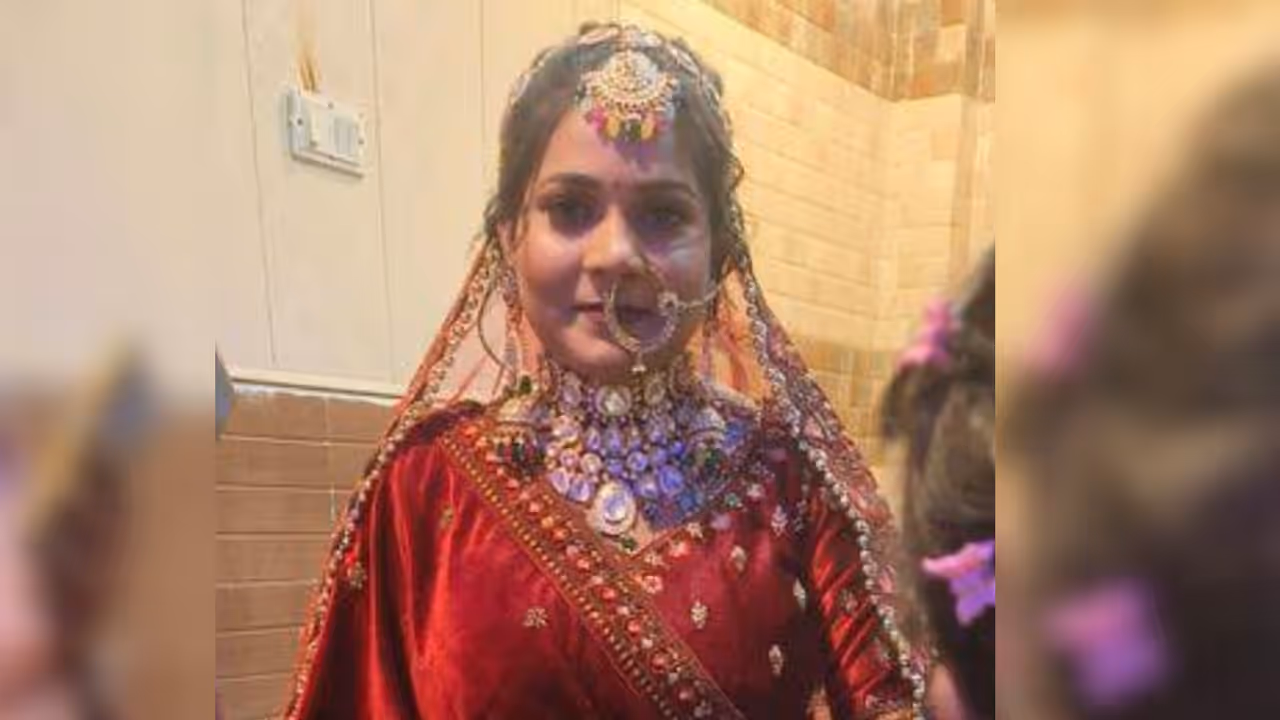Shikohabad married woman suspicious death husband accused