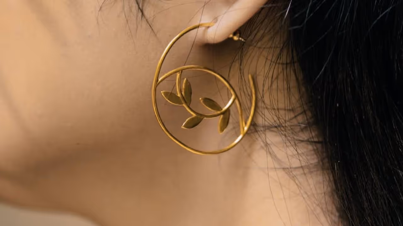 gold plated Fancy large hoops Design