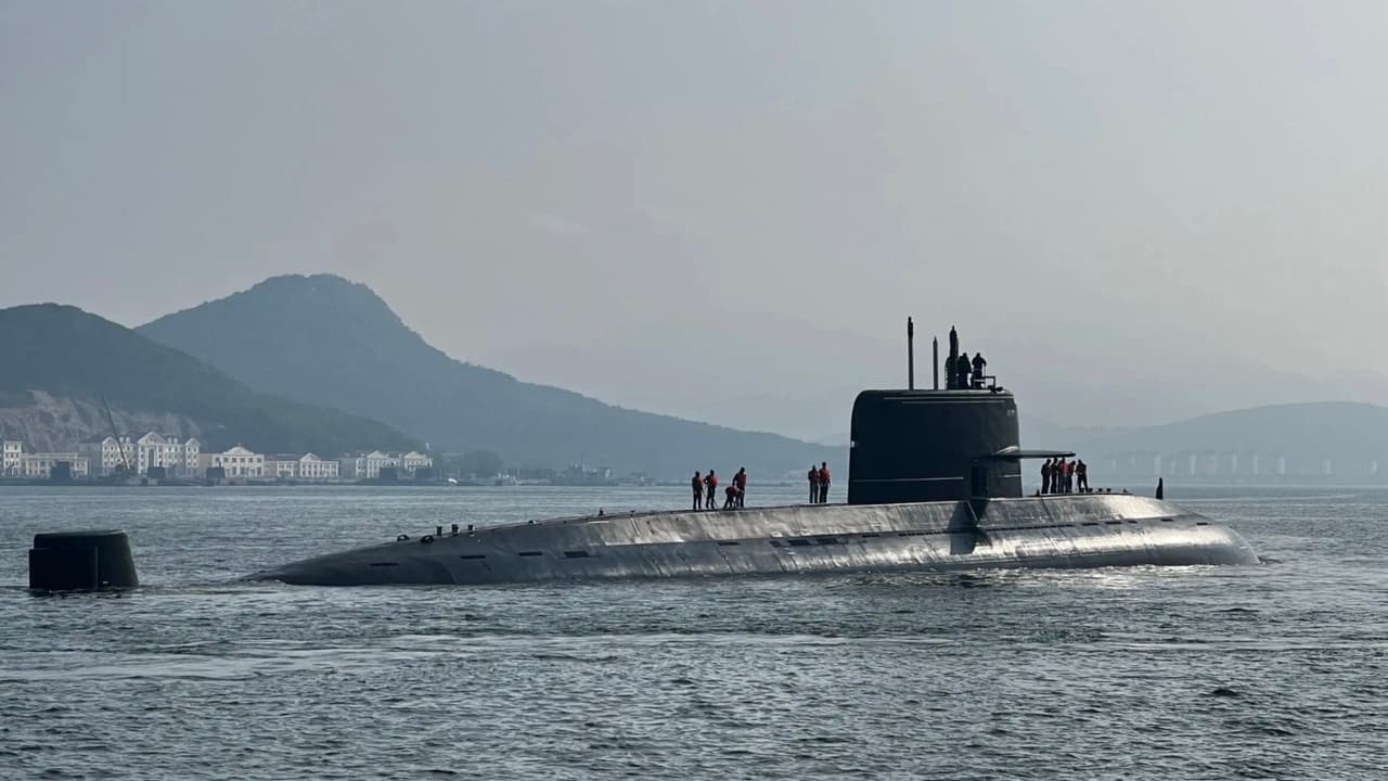 PNS Mangro, Pakistan’s third Hangor class submarine PNS Mangro, Pakistan’s third Hangor class submarine