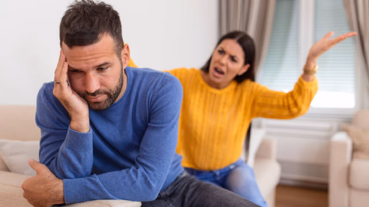 US living man struggles