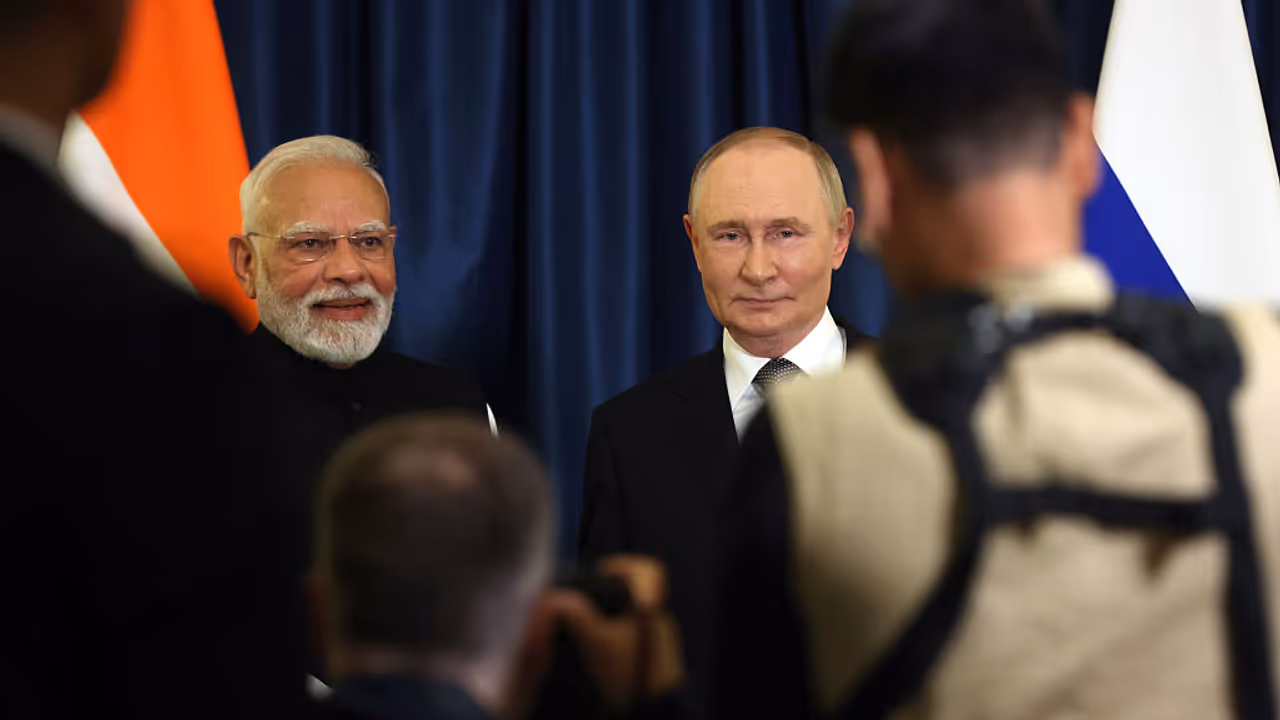 Narendra Modi and Vladimir Putin