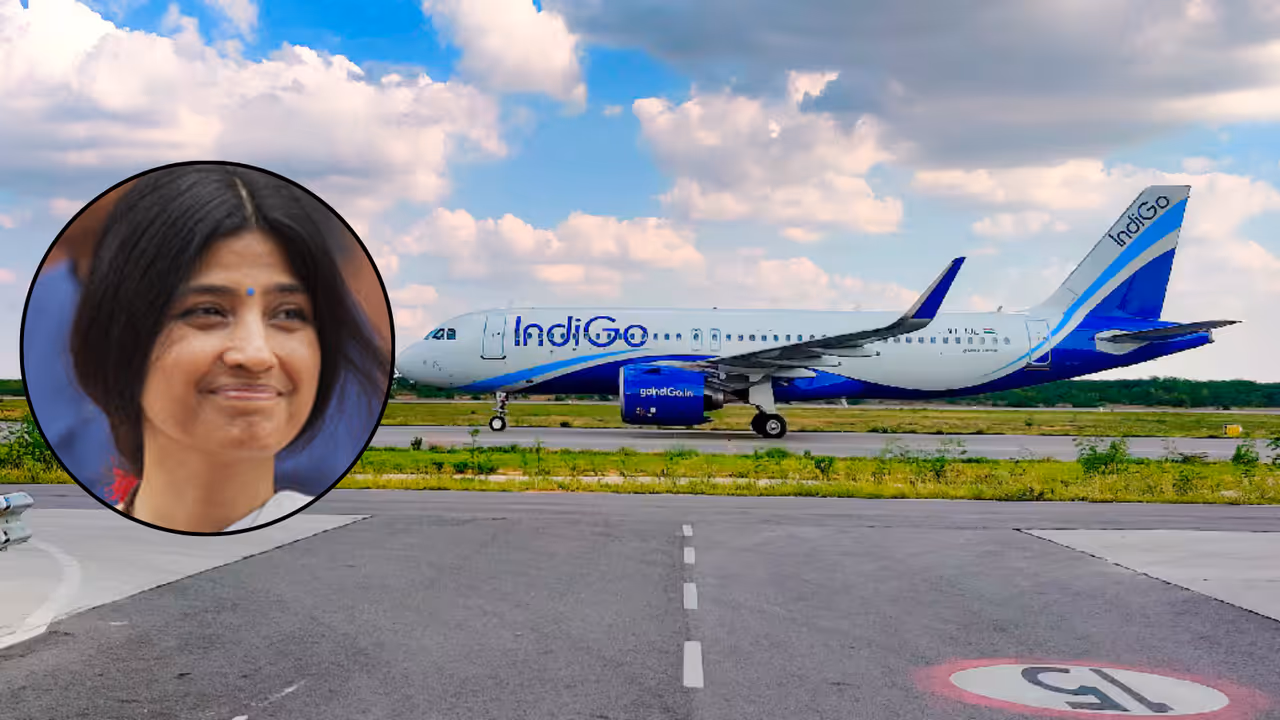 lucknow airport flight emergency indigo 6e2111 dimple yadav lucknow airport flight emergency indigo 6e2111 dimple yadav